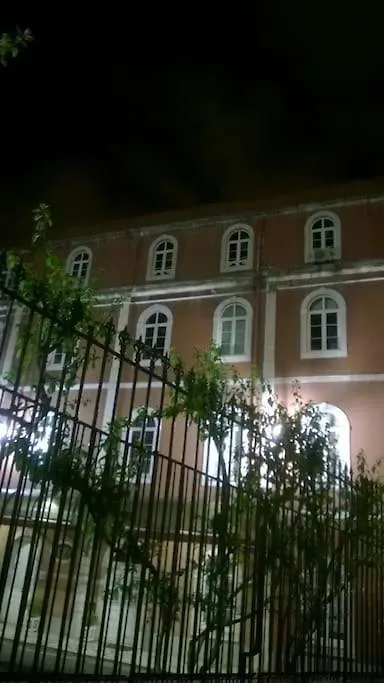 Charm And Fantastic View In A Fully Equipped Home In Center Lisbon