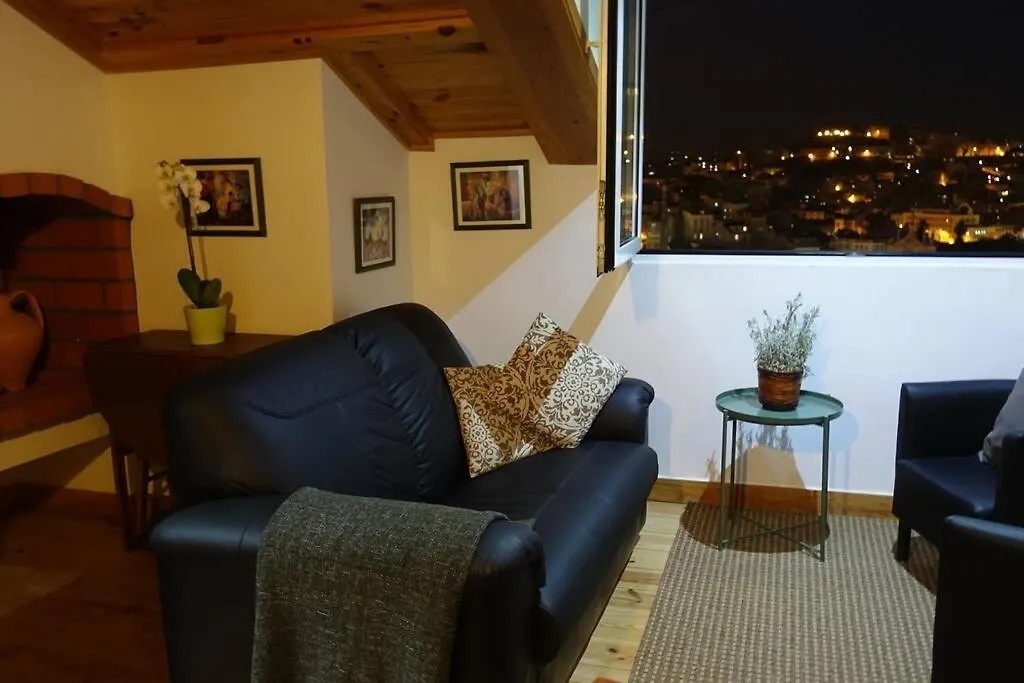Charm And Fantastic View In A Fully Equipped Home In Center Lisbon Portugal